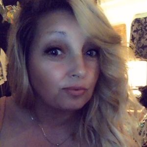 Meet your Posher, Beverly